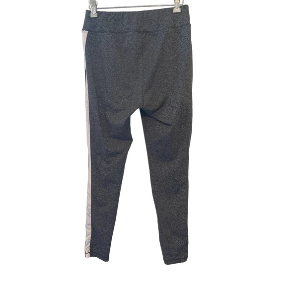 Zenergy by Chico's Grey & White Athletic Leggings Size 4 Ankle Length - Picture 3 of 7